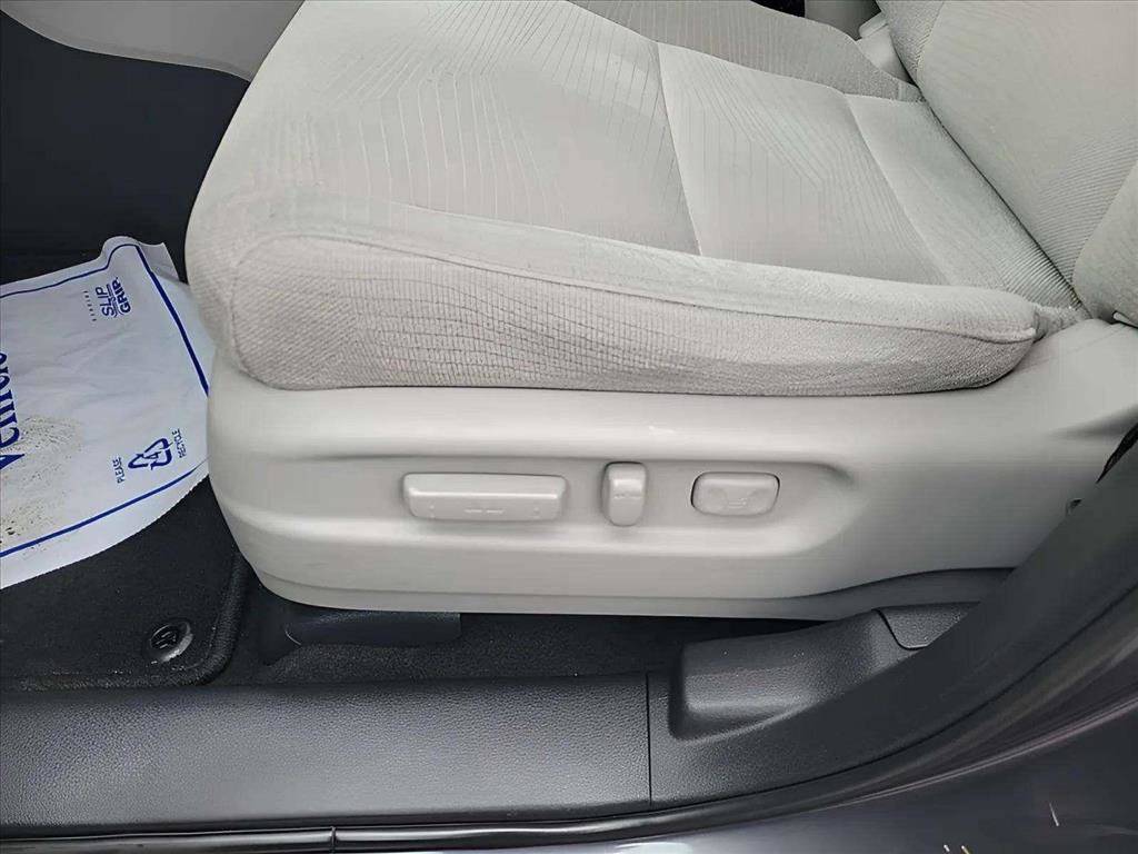 Used 2017 Honda Pilot EX image 14