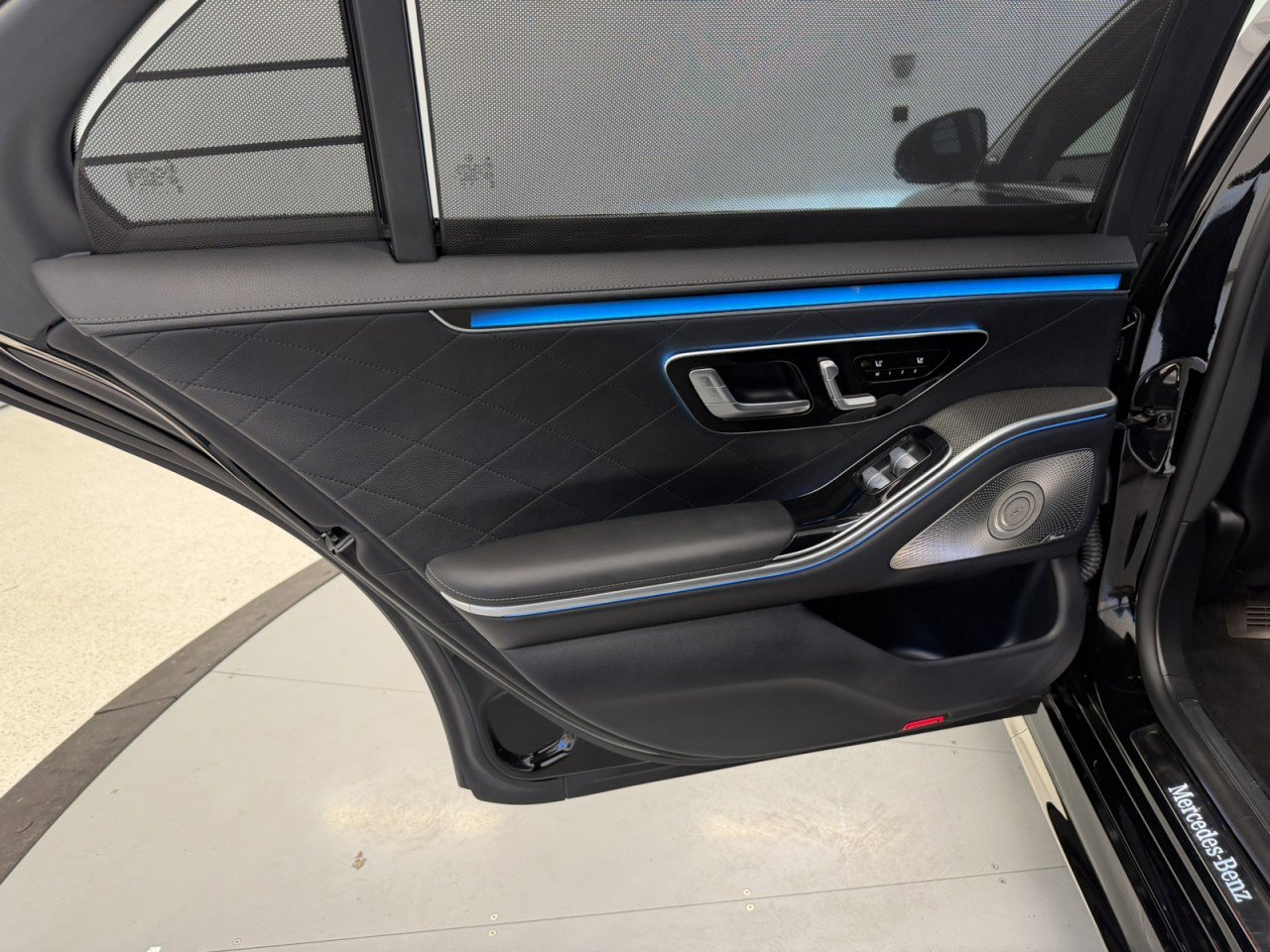 Used 2022 Mercedes-Benz S 580 4MATIC Sedan image 35