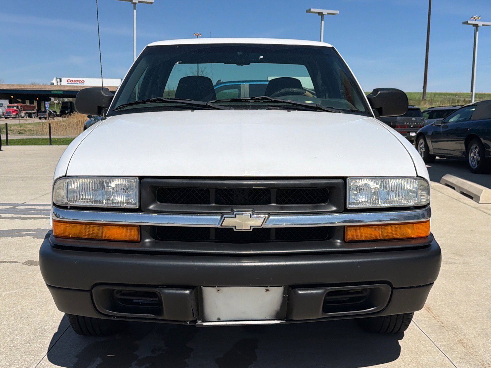 Used 2001 Chevrolet S10 Pickup LS w/ Preferred Equipment Group RWD image 3