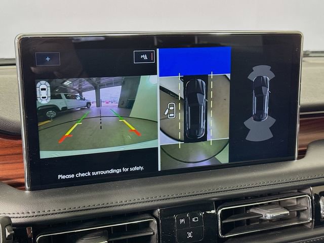 Used 2023 Lincoln Nautilus Reserve w/ Equipment Group 201A image 17