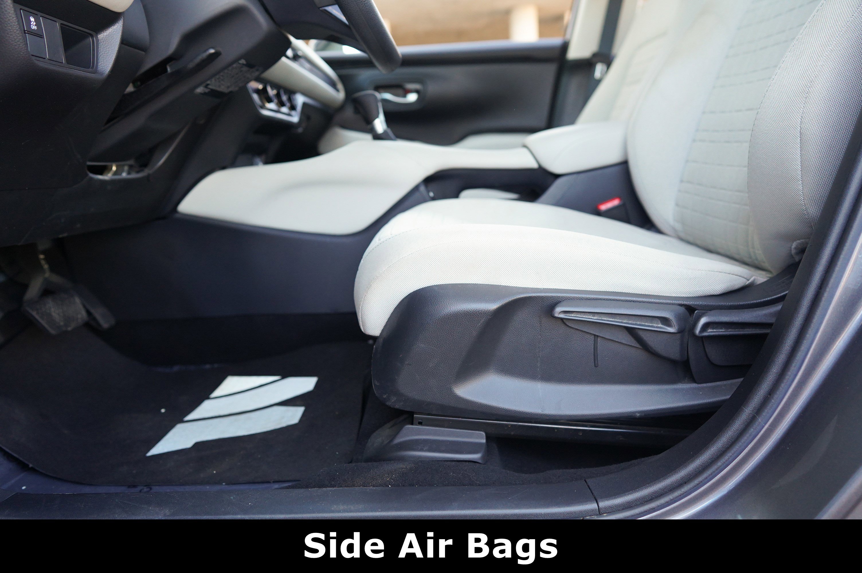 Used 2023 Honda HR-V LX image 12