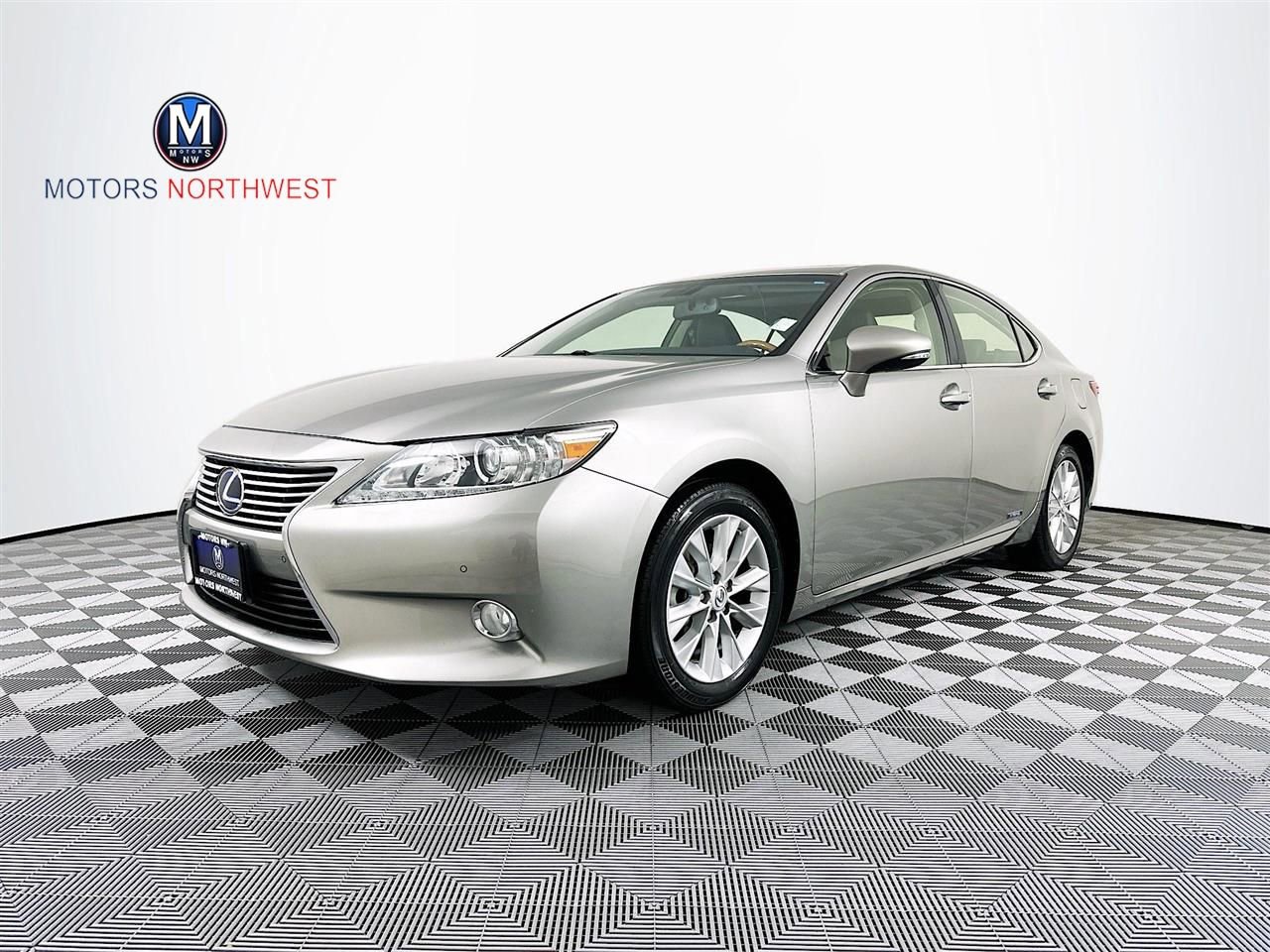 Used 2015 Lexus ES 300h 300h