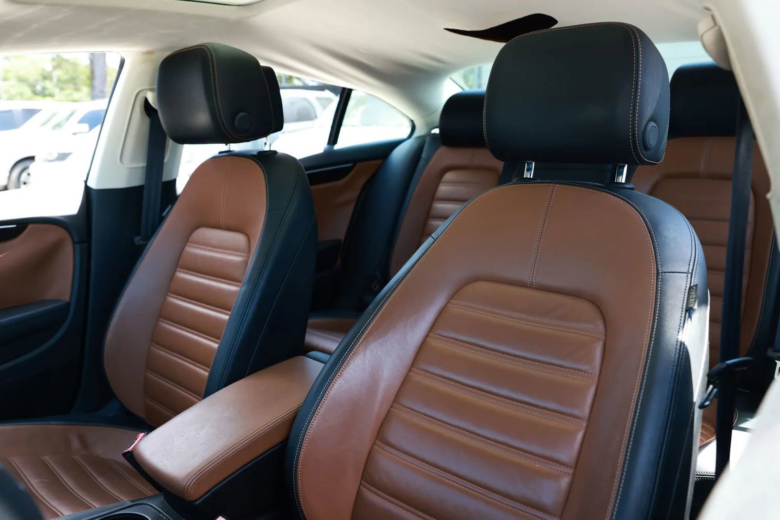 Used 2015 Volkswagen CC Executive FWD image 13