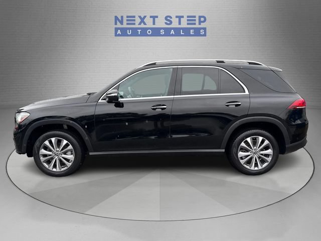 Used 2021 Mercedes-Benz GLE 350 4MATIC w/ Premium Package image 4