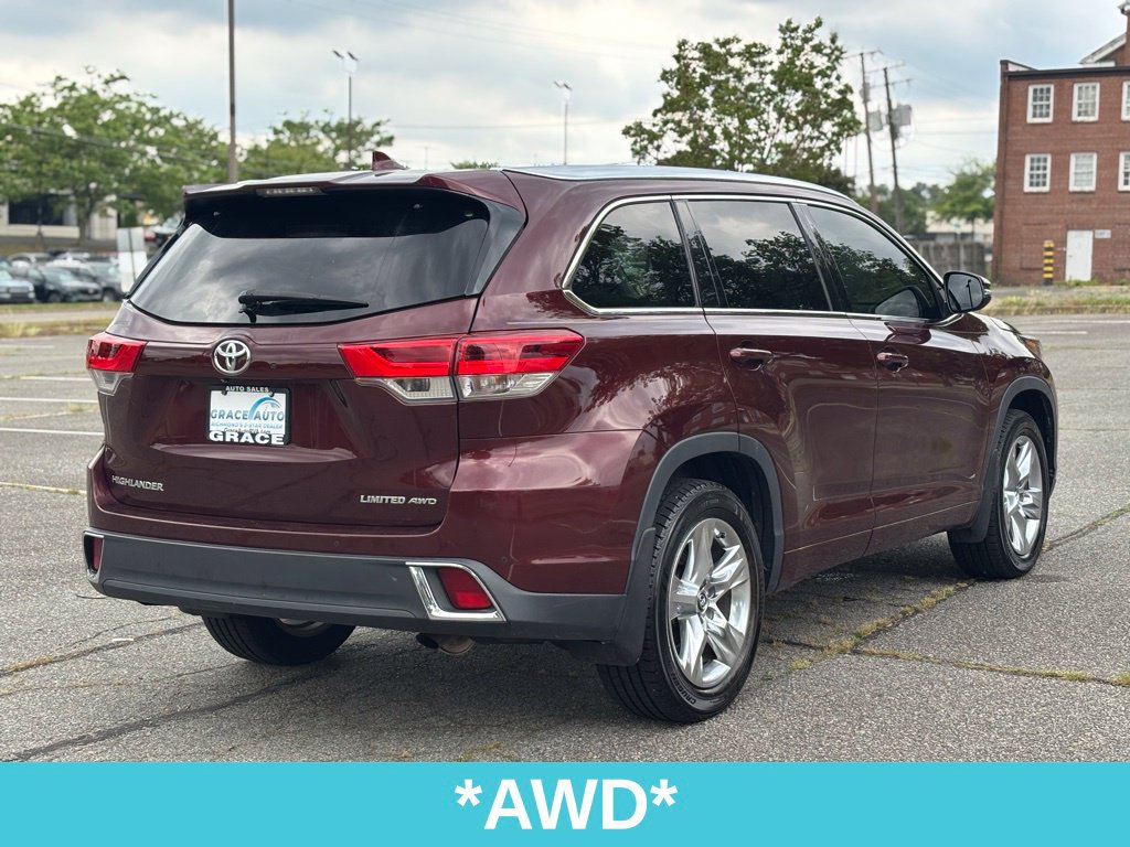 Used 2019 Toyota Highlander Limited w/ Carpet Mat Package (TMS) AWD/4WD image 10
