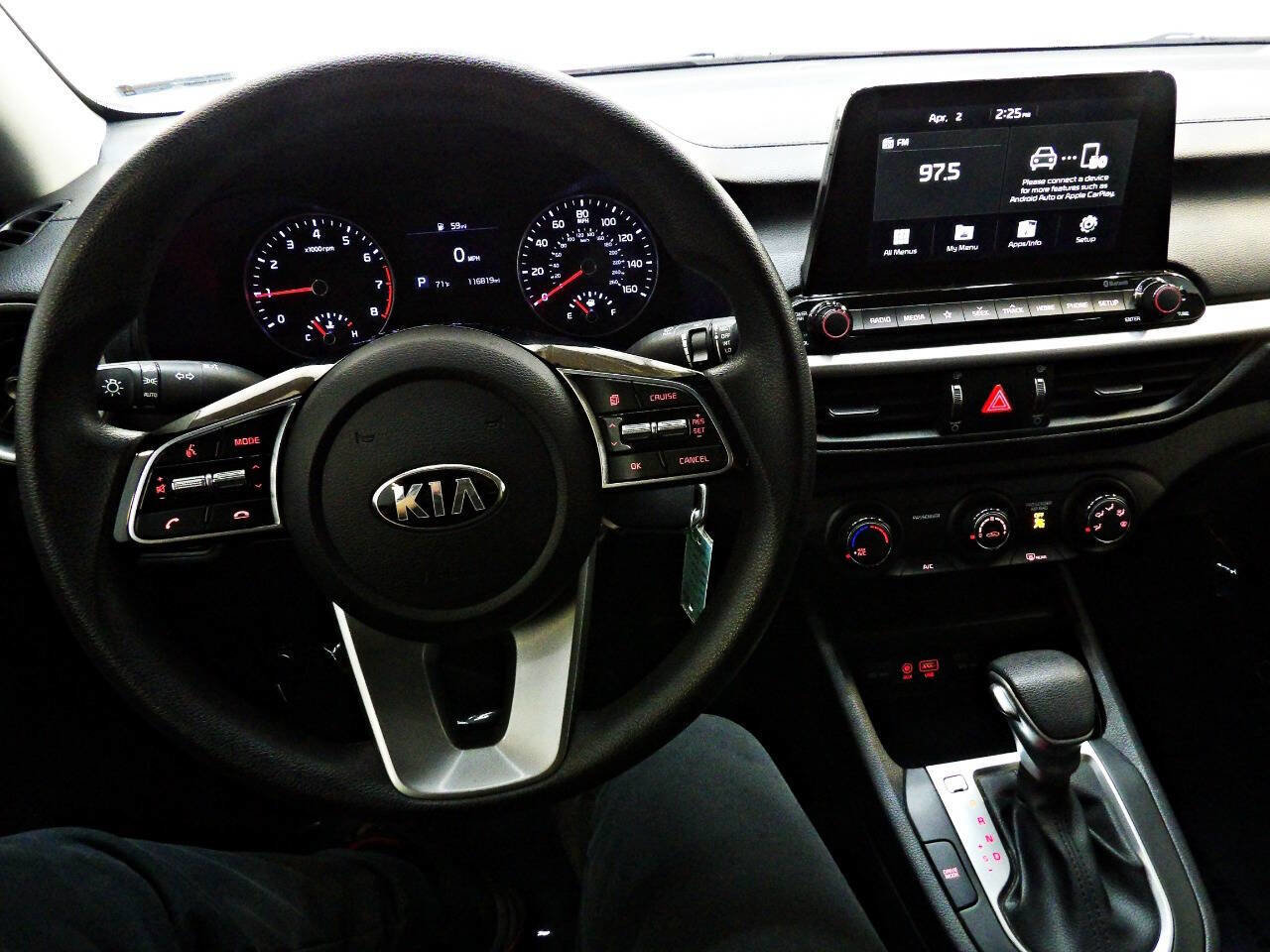 Used 2020 Kia Forte LXS FWD image 17