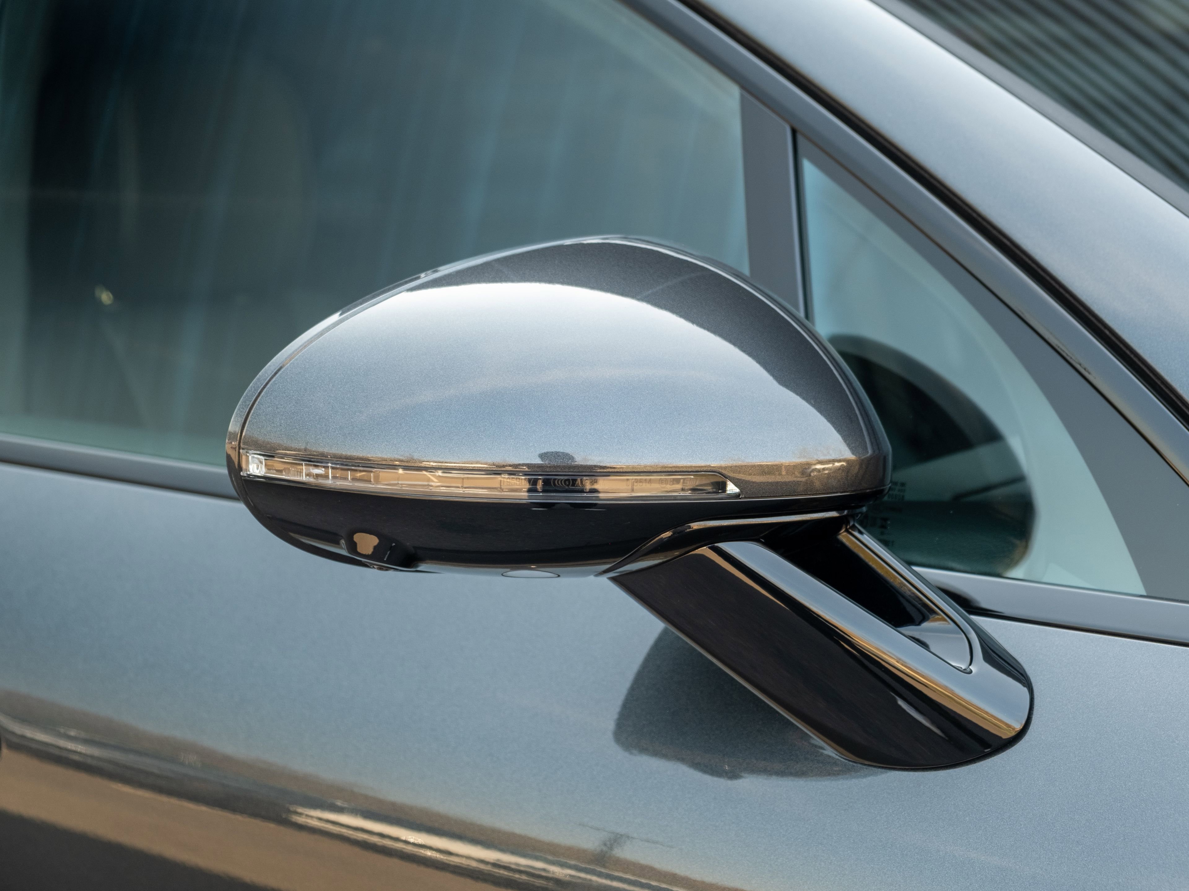 Certified 2026 Porsche Macan image 36