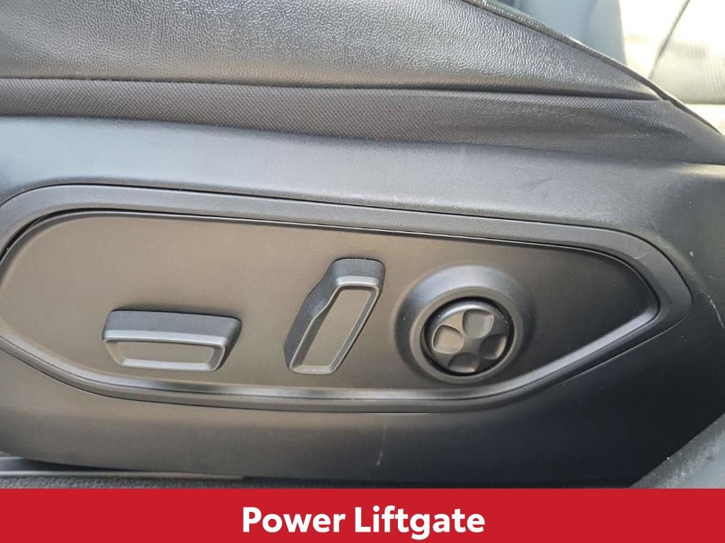 Used 2023 Jeep Grand Cherokee Limited w/ Luxury Tech Group II RWD image 18