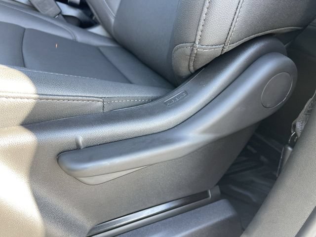 New 2024 GMC Sierra 2500 Pro w/ Convenience Package AWD/4WD image 8