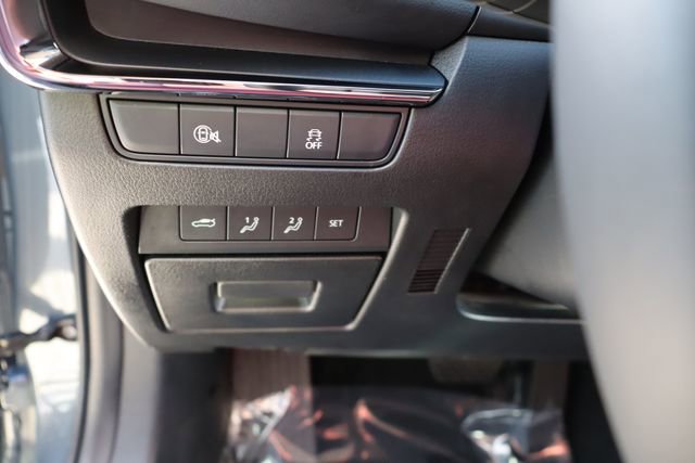 Used 2025 MAZDA MAZDA3 s image 12