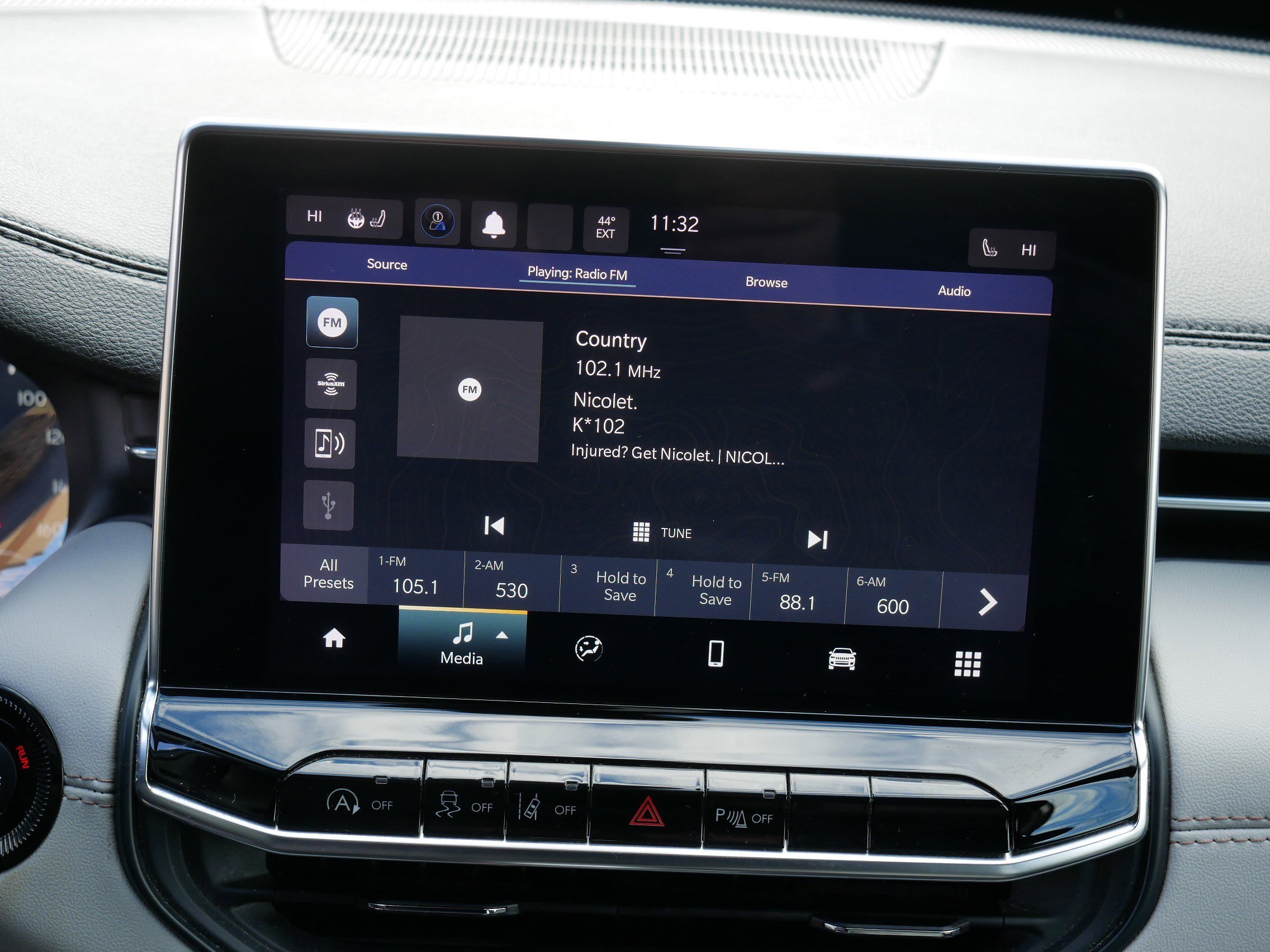 Used 2024 Jeep Compass Limited image 22