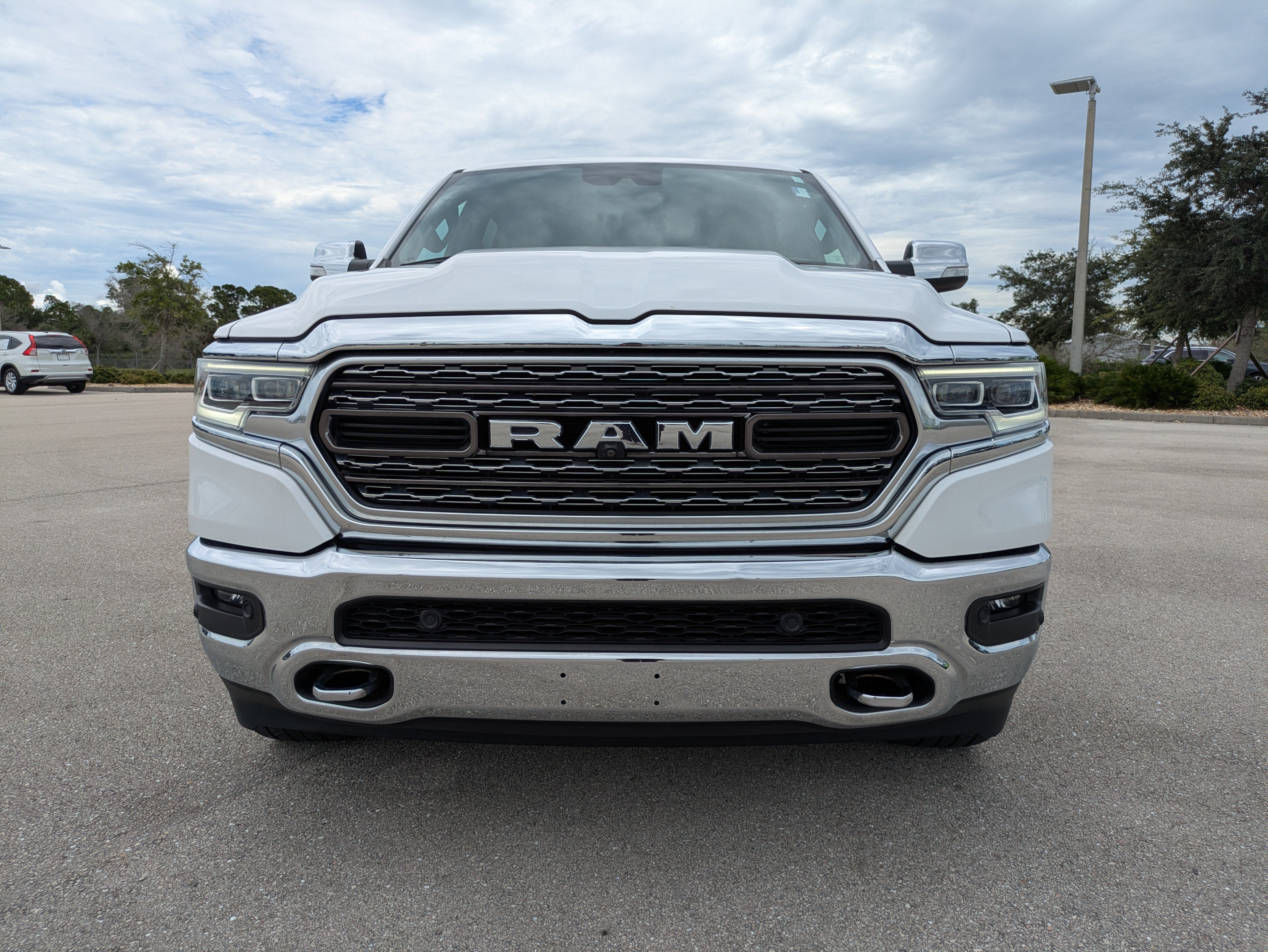 Used 2021 RAM 1500 Limited AWD/4WD image 9