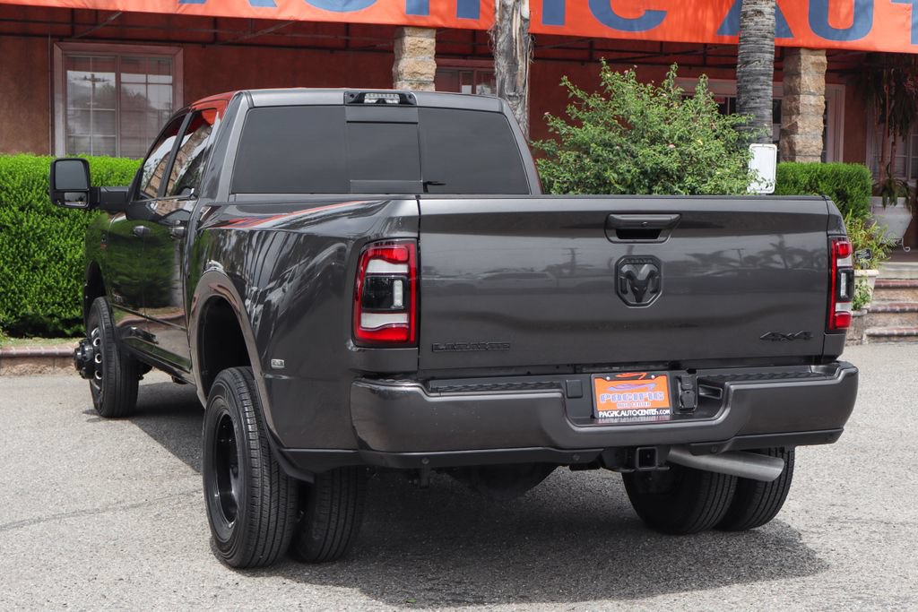 Used 2024 RAM 3500 Laramie w/ Night Edition AWD/4WD image 6