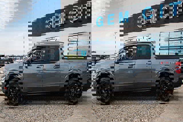 Used 2024 Ford Maverick Lariat w/ FX4 Off-Road Package image 2