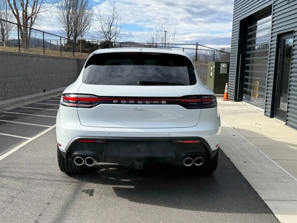 New 2026 Porsche Macan Turbo image 6