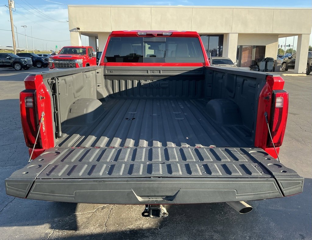 Used 2024 GMC Sierra 3500 SLT w/ SLT Convenience Package image 22
