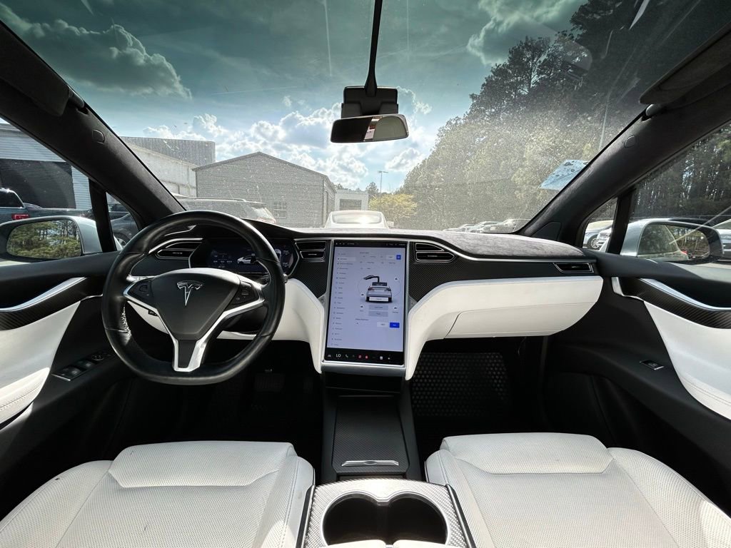 Used 2016 Tesla Model X 90D image 12