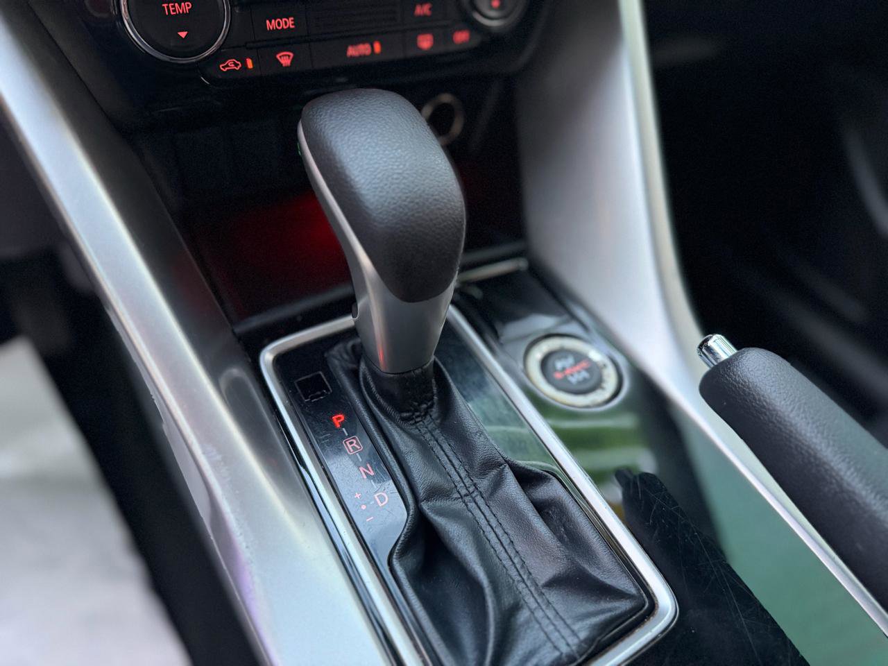 Used 2020 Mitsubishi Eclipse Cross ES AWD/4WD image 23