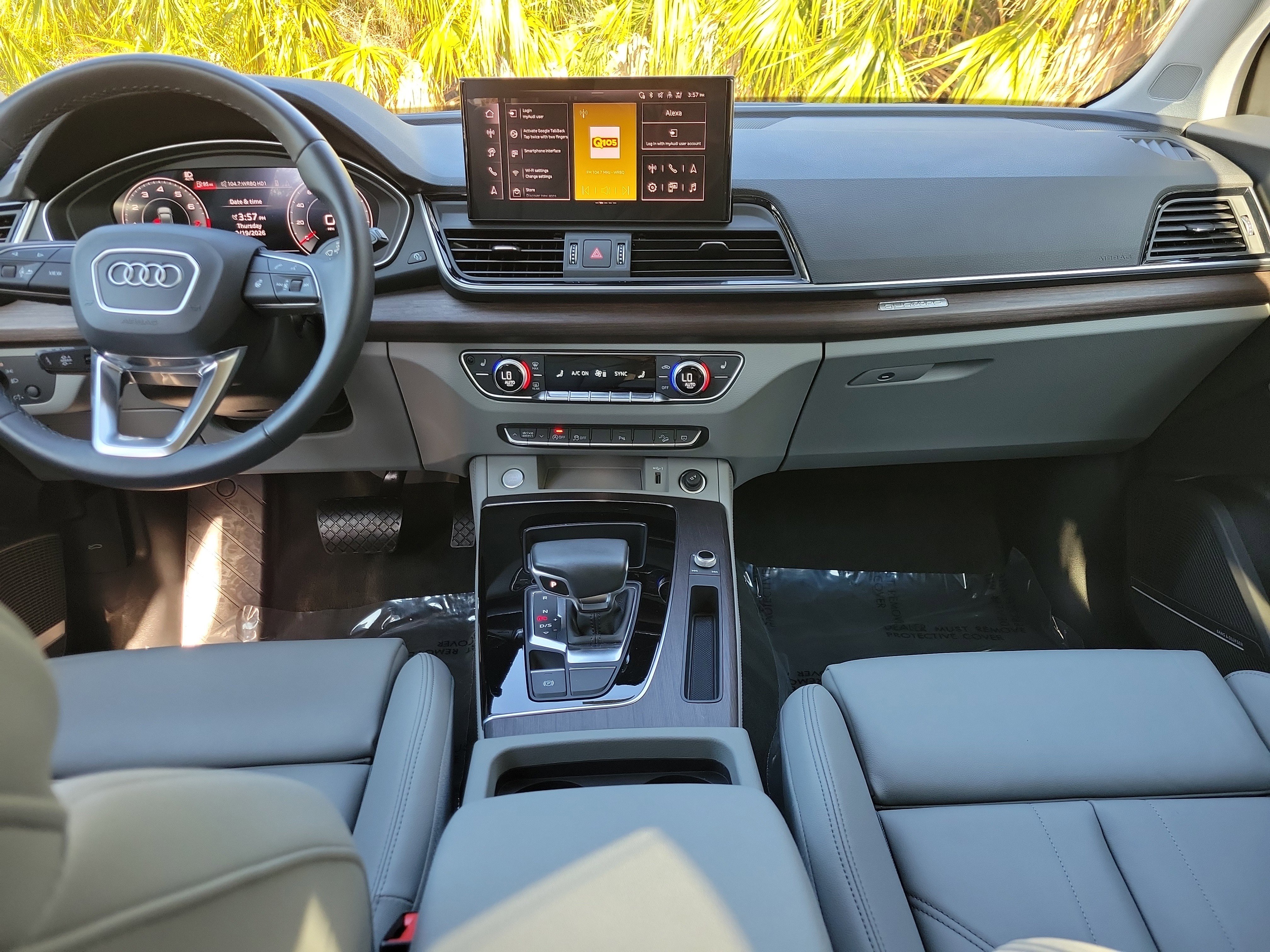 Certified 2025 Audi Q5 2.0T Premium Plus image 14