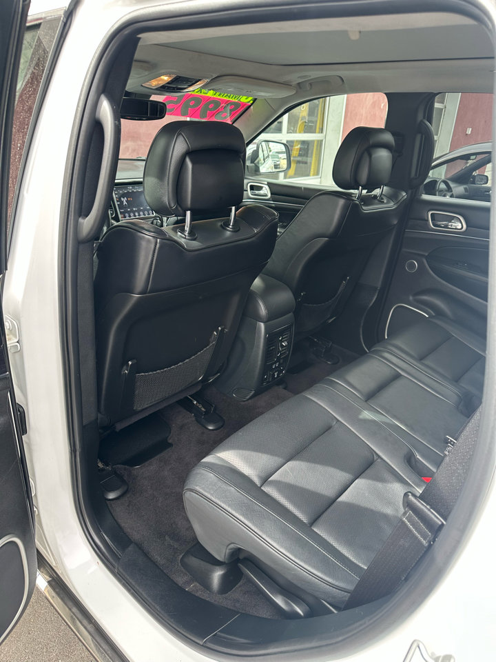 Used 2018 Jeep Grand Cherokee Summit image 13