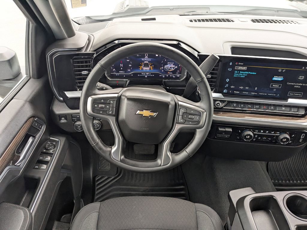 Certified 2025 Chevrolet Silverado 3500 LT w/ Safety Package AWD/4WD image 15