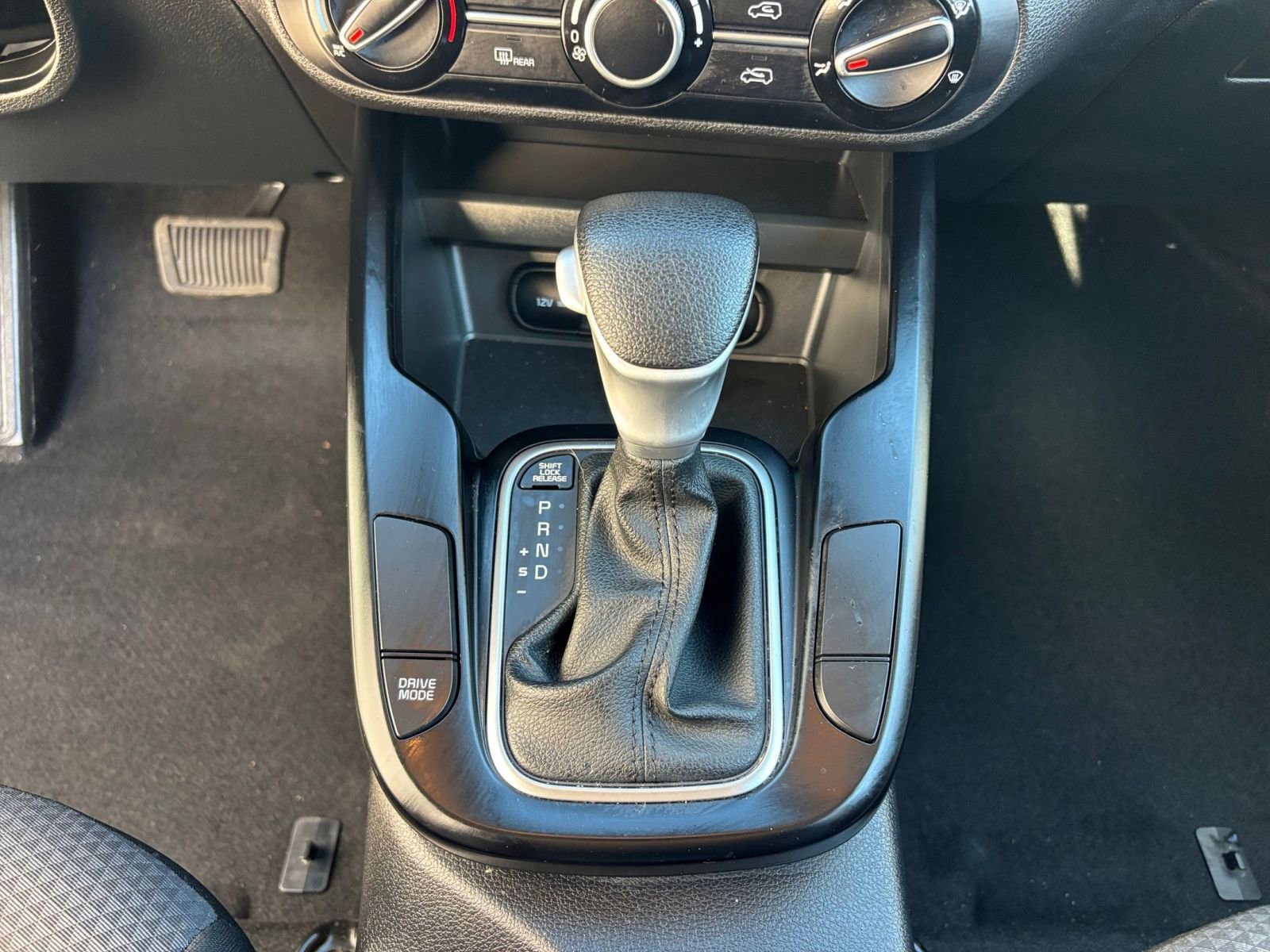 Used 2025 Kia Soul LX w/ LX Technology Package image 43