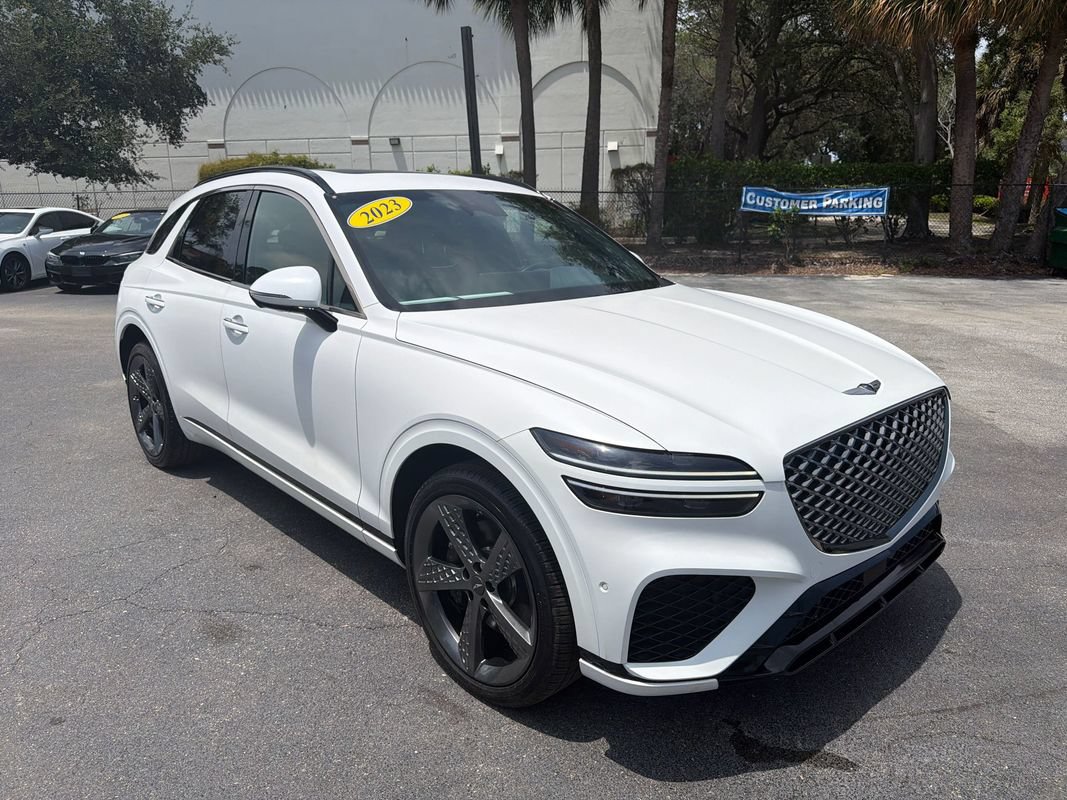 Used 2023 Genesis GV70 2.5T w/ Sport Prestige Package AWD/4WD image 8