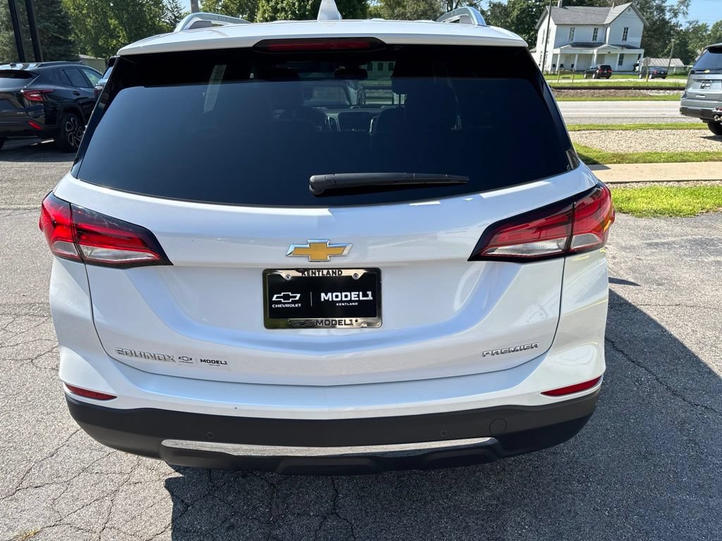 Used 2024 Chevrolet Equinox Premier FWD image 5