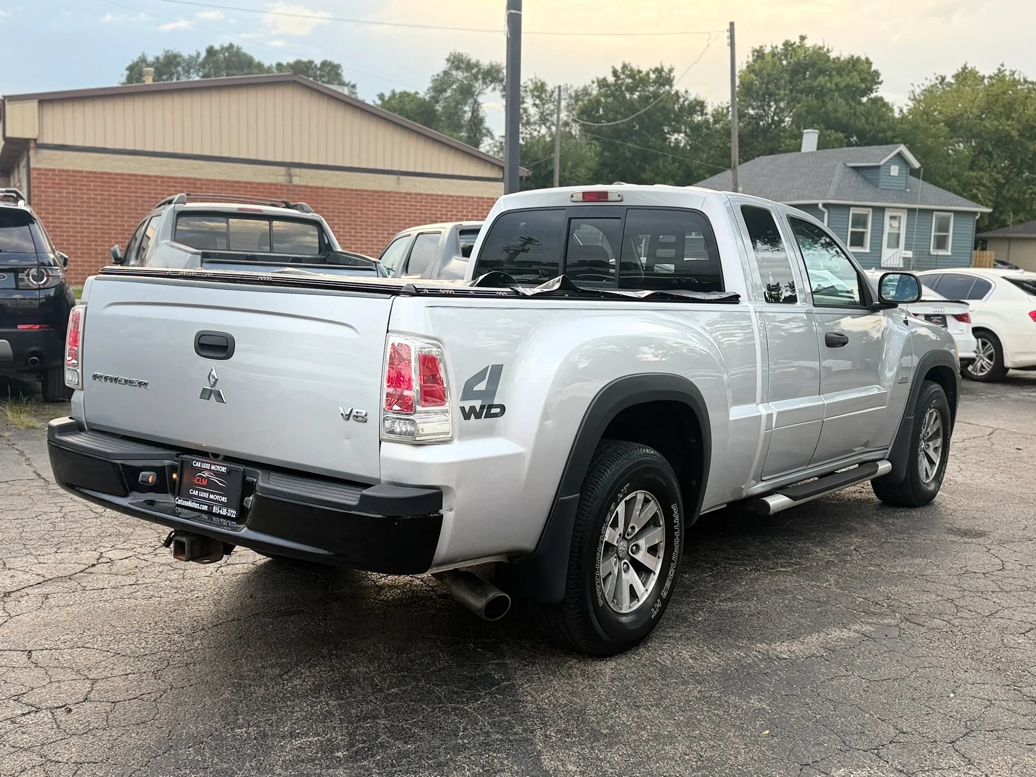 Used 2006 Mitsubishi Raider DuroCross AWD/4WD image 4