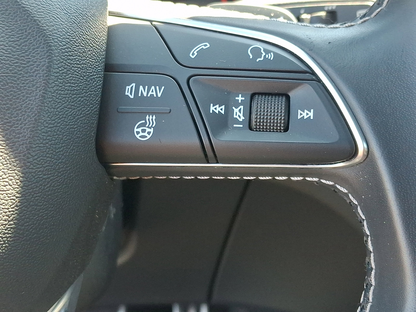 Used 2019 Audi SQ5 Prestige w/ Prestige Package AWD/4WD image 23
