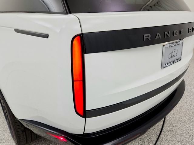 New 2025 Land Rover Range Rover Long Wheelbase SE image 35