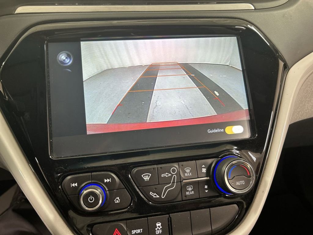 Used 2017 Chevrolet Bolt LT FWD image 15