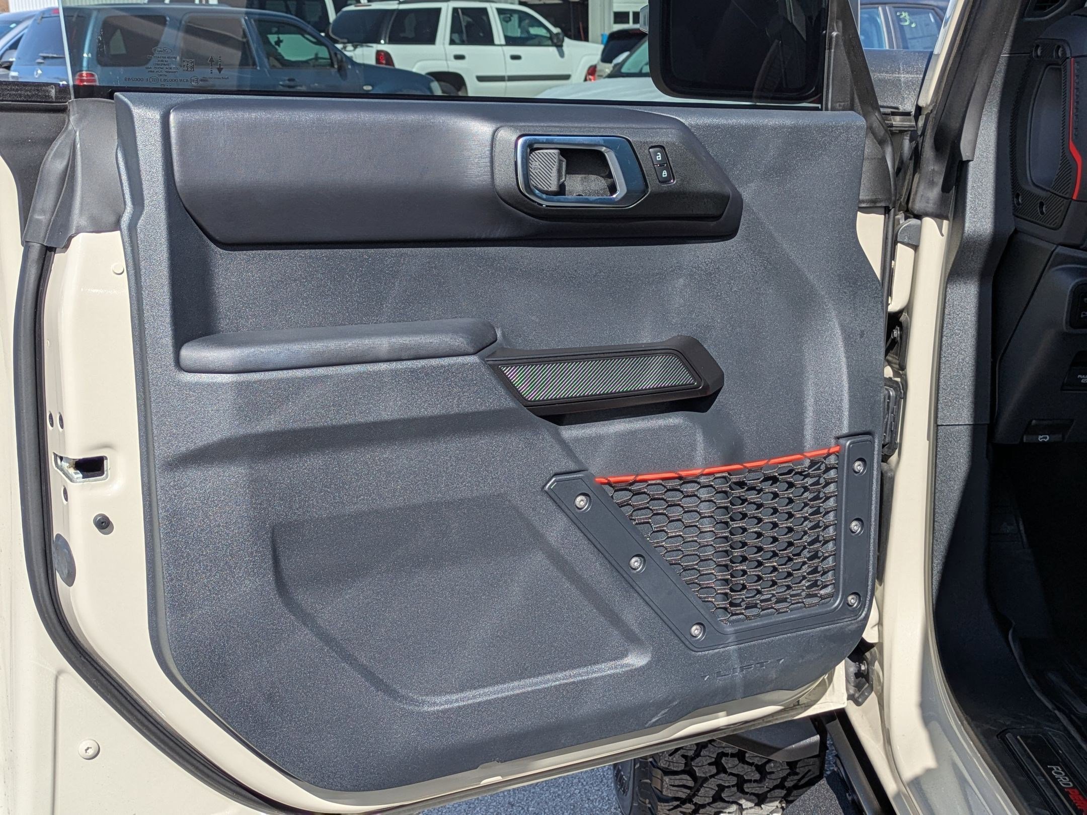 Used 2025 Ford Bronco Raptor image 9