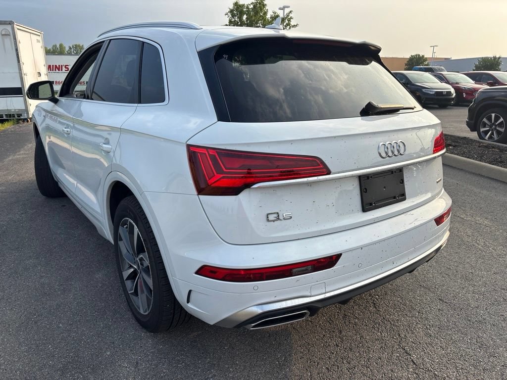 Used 2023 Audi Q5 2.0T Premium w/ Convenience Package AWD/4WD image 7