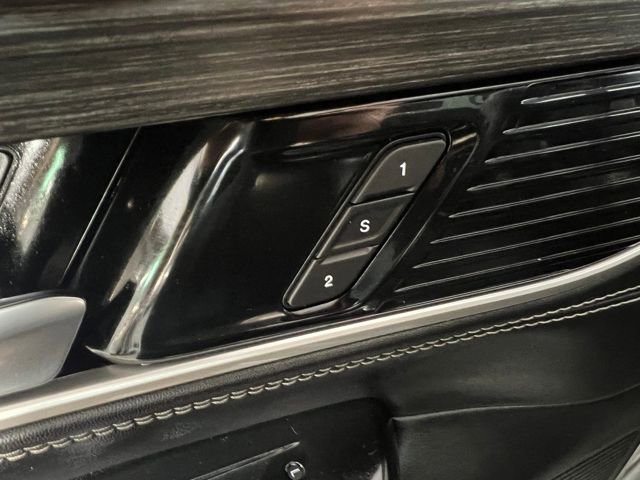 Used 2023 Jeep Wagoneer Series II w/ HD Trailer Tow Package image 25