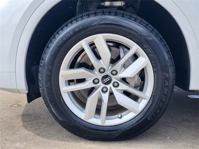 Used 2022 Audi Q5 2.0T Premium w/ Convenience Package image 10