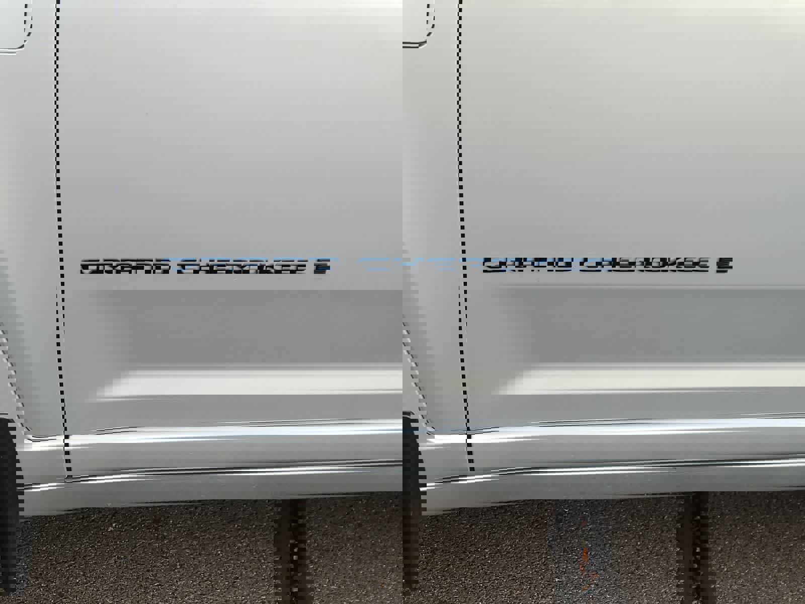 Used 2023 Jeep Grand Cherokee Summit image 15