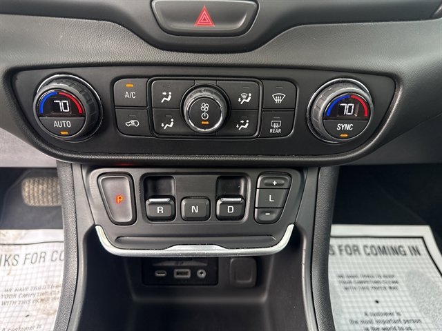 Used 2019 GMC Terrain SLT w/ Preferred Package image 19