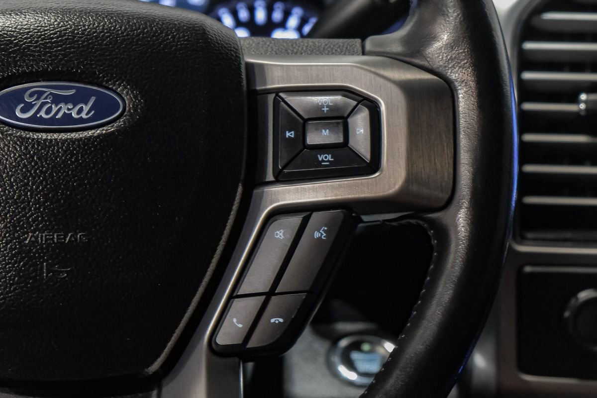 Used 2020 Ford F450 Platinum w/ FX4 Off-Road Package image 17