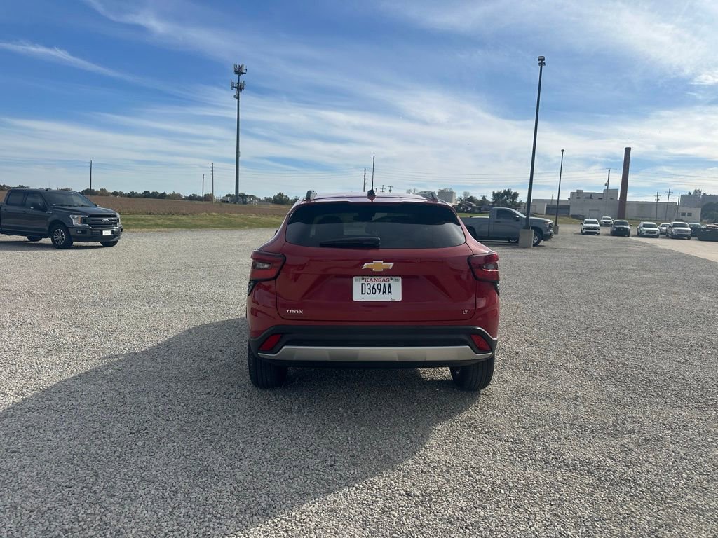 New 2026 Chevrolet Trax LT image 4