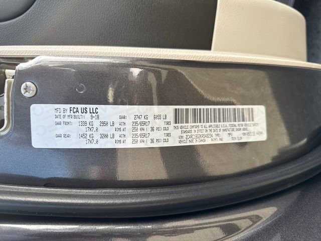 Used 2019 Chrysler Pacifica Touring-L FWD image 17