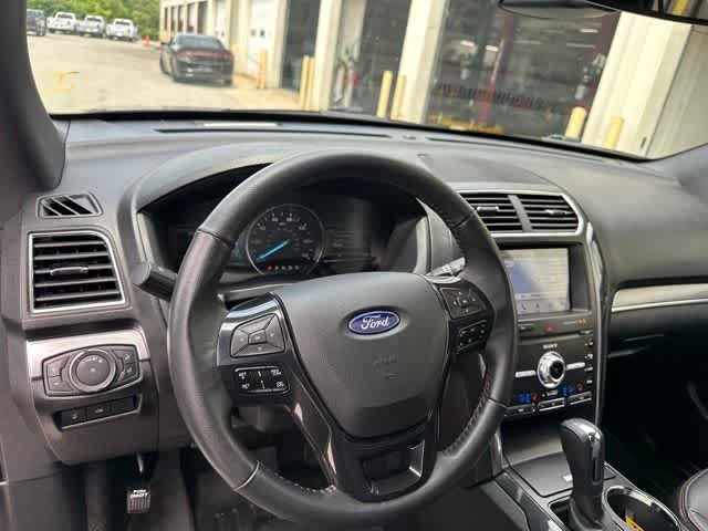 Used 2019 Ford Explorer Sport w/ Equipment Group 401A AWD/4WD image 7