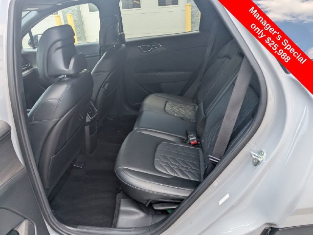 Used 2023 Kia Sportage X-Pro AWD/4WD image 9