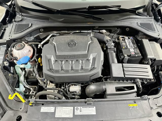 Used 2020 Volkswagen Passat 2.0T R-Line FWD image 31