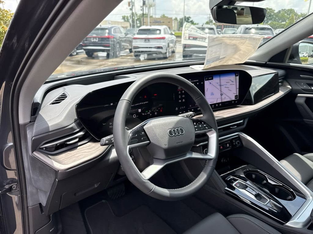 New 2025 Audi Q5 Premium Plus image 24