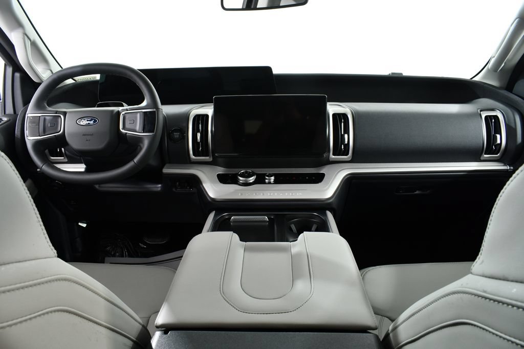 New 2026 Ford Expedition Active AWD/4WD image 7
