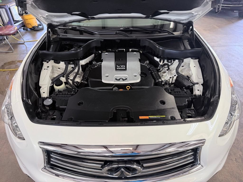 Used 2015 INFINITI QX70 2WD w/ Premium Package image 46
