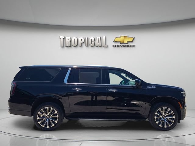 Used 2025 Chevrolet Suburban High Country AWD/4WD image 6