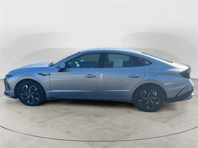 Used 2025 Hyundai Sonata SEL image 2
