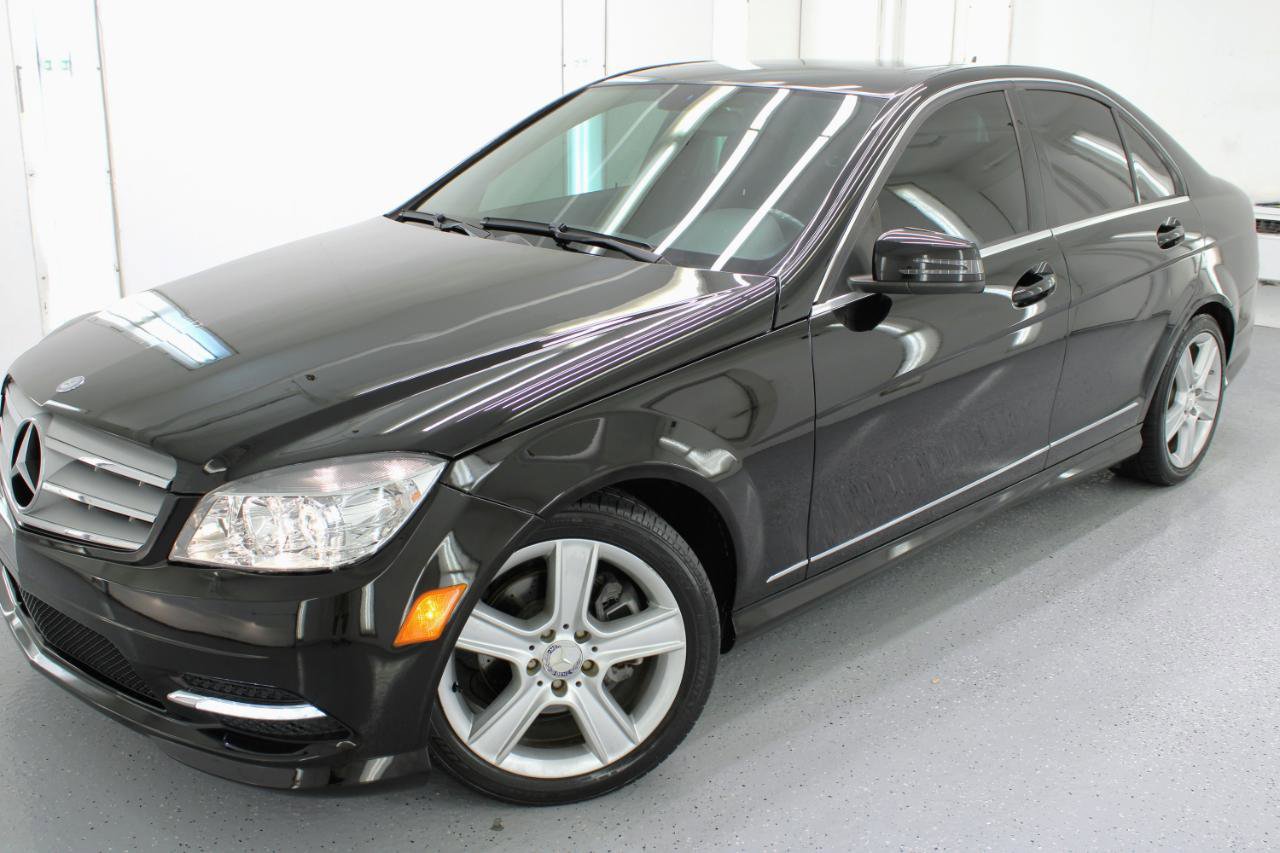 Used 2011 Mercedes-Benz C 300 Sedan image 13